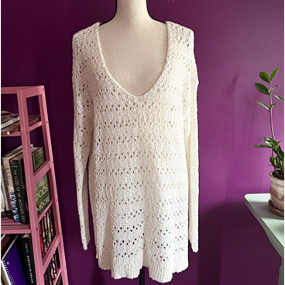 Ann Taylor White Crochet V-Neck Oversize Sweater | Size L